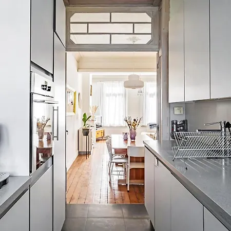 Апартаменты Ruime Woning In Een Leuke Buurt Nabij Het Centrum *